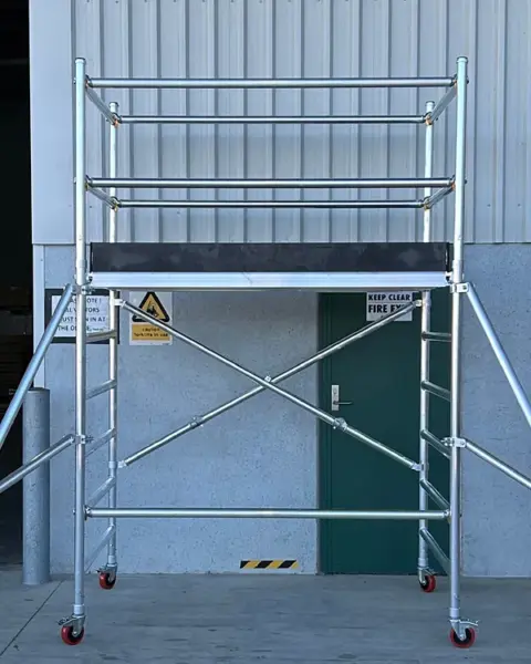 3m aluminium folding scaffold – double width