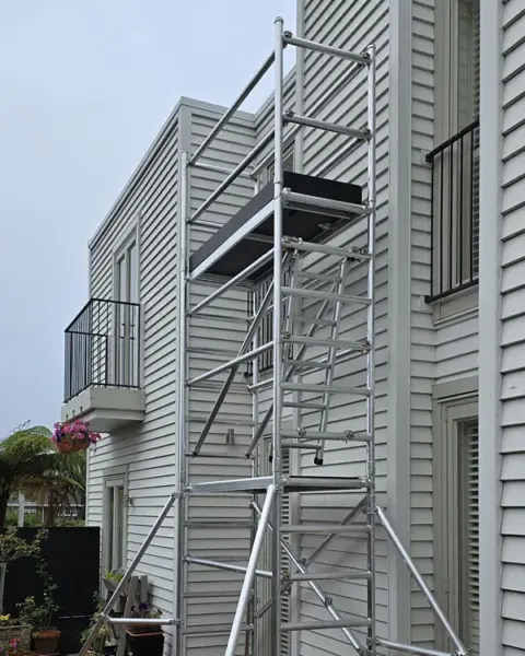 4.7m aluminium folding scaffold - single width